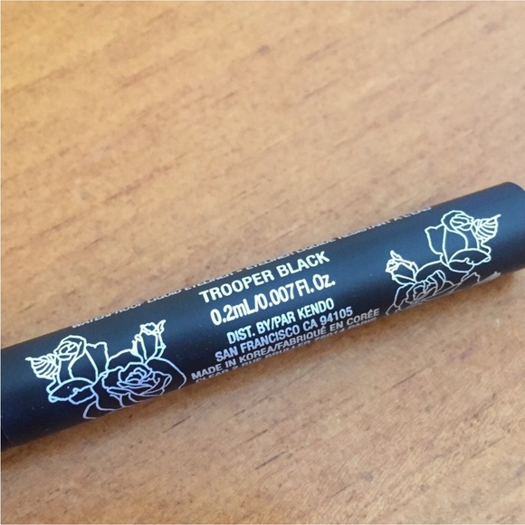 Kat Von D Tatoo Liner Waterproof Liquid Eye Liner - Picture 6 of 14